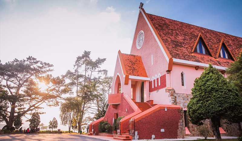 Nhà thờ Domaine de Marie