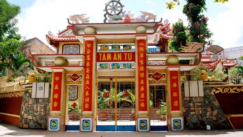 TOP 9 ngôi chùa linh thiêng và đẹp nhất tại Đà Lạt
