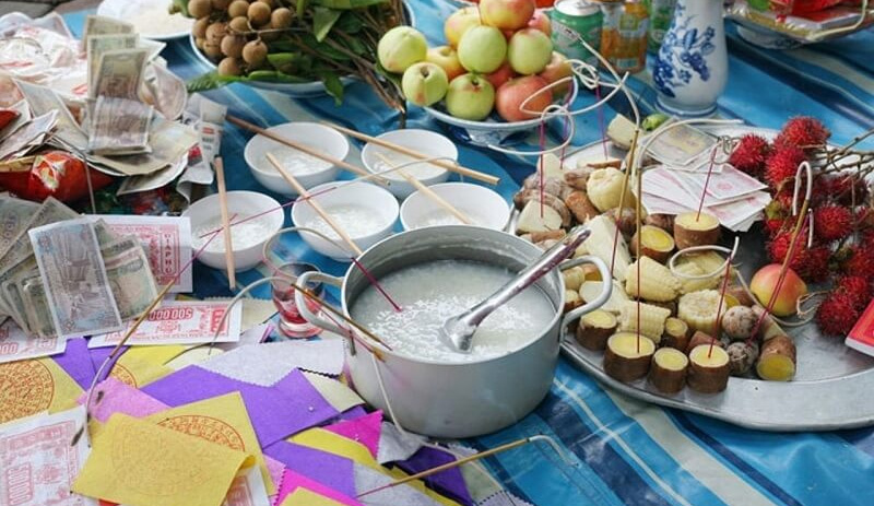 Cúng cô hồn (cúng thí thực)
